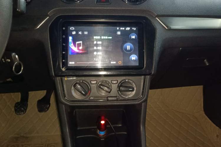 Used Volkswagen Jetta 2017 1.5L Manual Fashion Edition