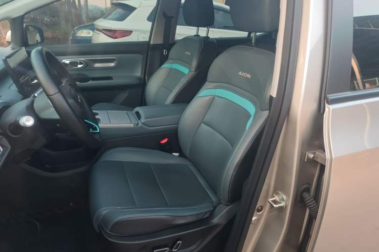 Used AION Y 2023 Plus 510 Smart Edition