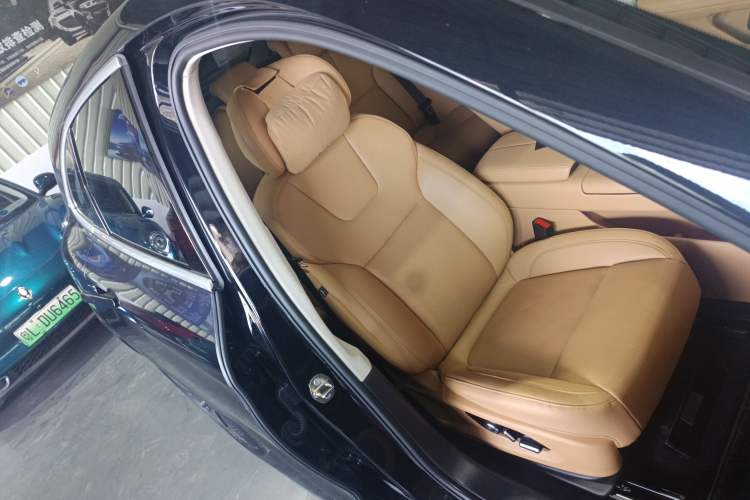 Used Hima AITO M5 2022 Extended-Range Four-Wheel Drive Performance Version
