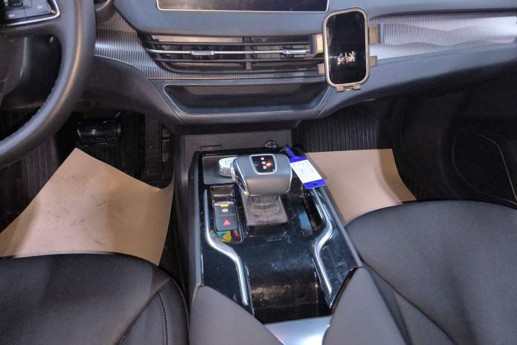 Used Hongqi E-QM5 2023 Revised Version Basic Travel Edition