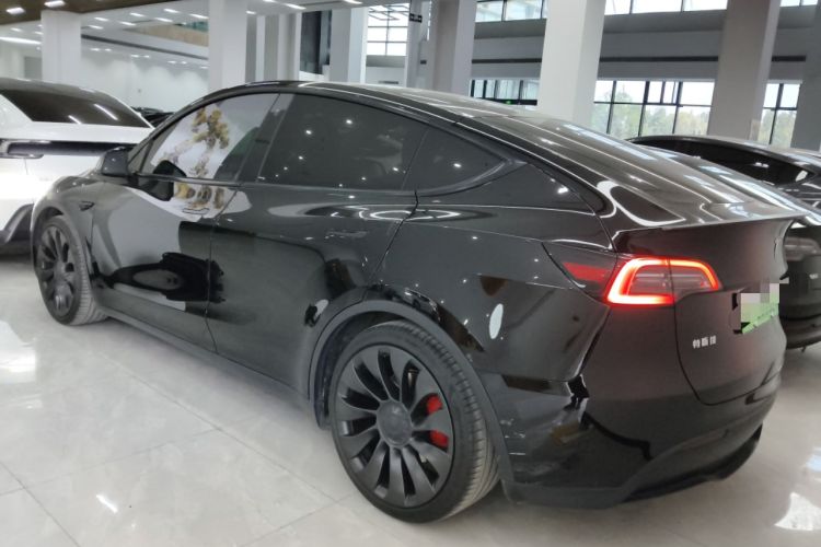 Used Tesla Model Y 2022 Performance High-Performance All-Wheel-Drive Version
