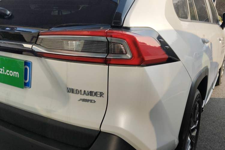 Used Toyota Wildlander 2023 2.0L CVT Four-Wheel Drive Luxury PLUS Edition