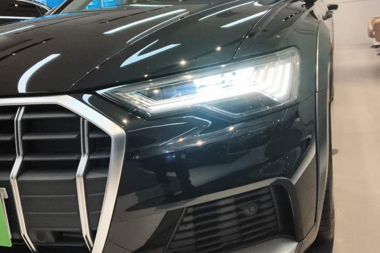 Used Audi A6 (Import) 2024 allroad quattro 55 TFSI Prestige Off-Road Model
