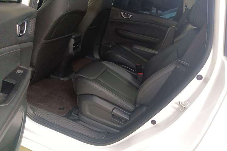 Used Wuling Jiachen 2022 1.5L Manual Comfort Edition