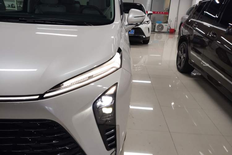 Used Buick GL8 New Energy 2024 Lu Zun Deluxe Edition 7-Seater