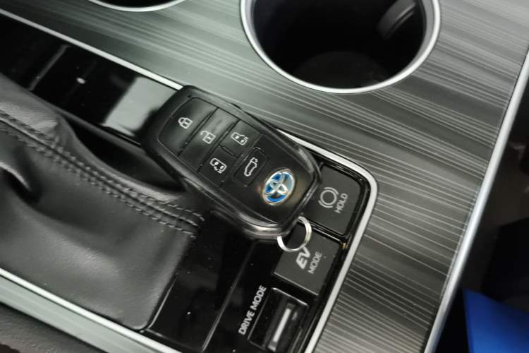 Used Toyota Sienna 2021 2.5L Hybrid Ultimate Edition