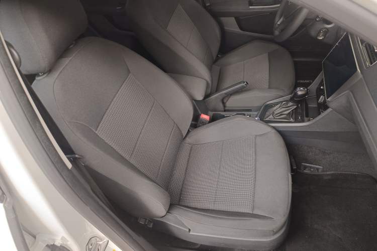 Used Volkswagen Lavida 2017 1.6L Automatic Fashion Edition
