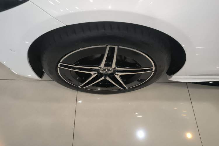 Used Mercedes-Benz C-Class 2023 Restyled C 260 L Night Edition Sports Version