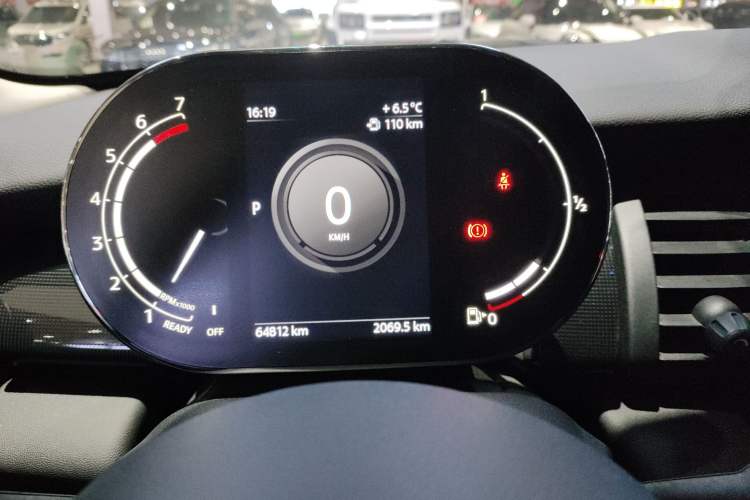 Used  MINI 2021 1.5T COOPER Classic Edition
