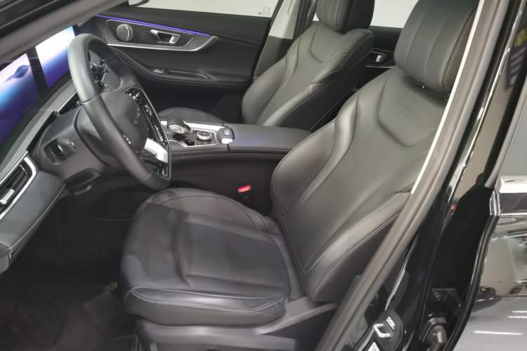 Used Chery Tiggo 8 PRO 2025 290T Two-Wheel-Drive Luxury Edition
