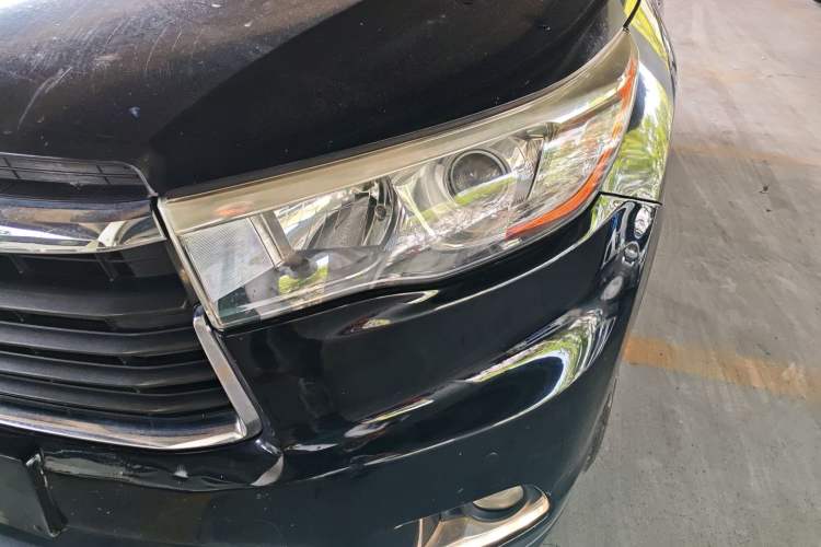 Used Toyota Highlander 2015 2.0T Two-Wheel Drive Elite Edition 5 Seats
