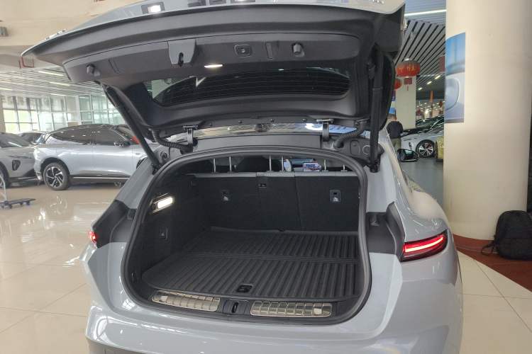 Used Nio ET5T 2024 75kWh Touring
