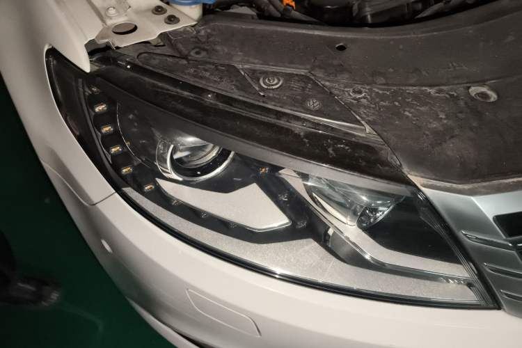 Used Volkswagen FAW-Volkswagen CC 2013 2.0 TSI Luxury Model
