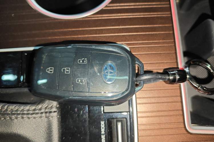 Used Toyota Sienna 2023 2.5L Hybrid Comfort Edition