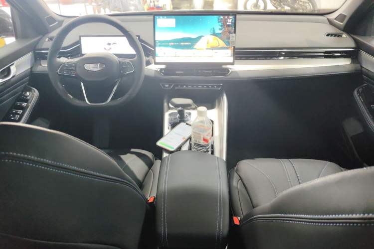 Used Geely Auto Preface 2025 Dongfang Yao 1.5TD Kunlun Edition
