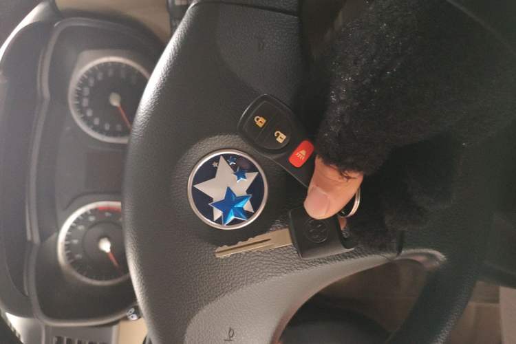 Used Venucia R50 2013 1.6L Automatic Fashion Edition