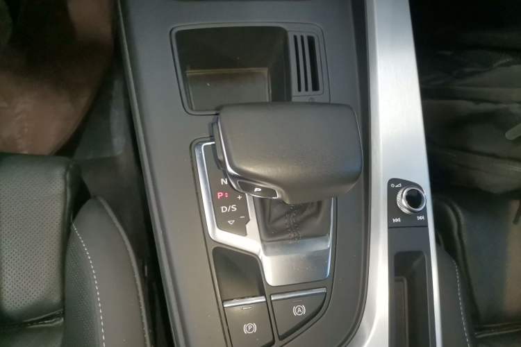 Used Audi A4L 2022 40 TFSI Fashion Dynamic Model