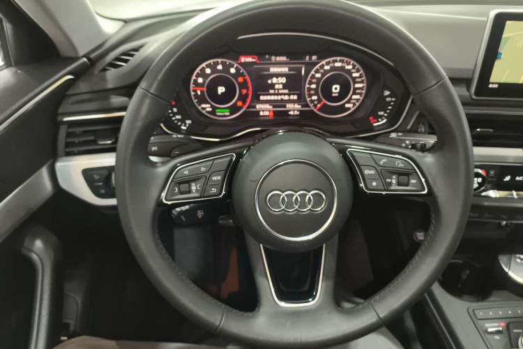 Used Audi A4L 2019 40 TFSI Fashion Edition China VI Emission Standard