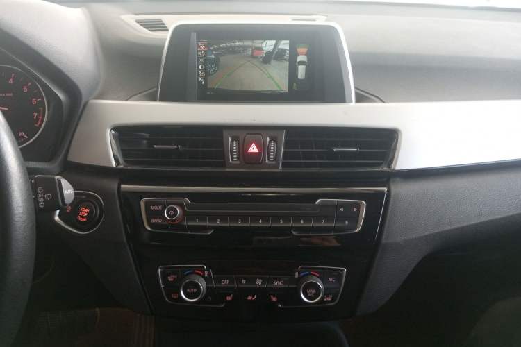 Used BMW X1 2016 sDrive18Li Premium Edition