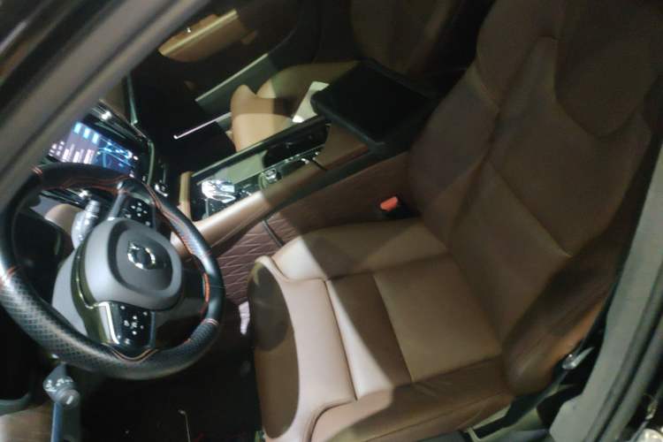 Used Volvo S90 2024 B5 Zhiyuan Luxury Edition
