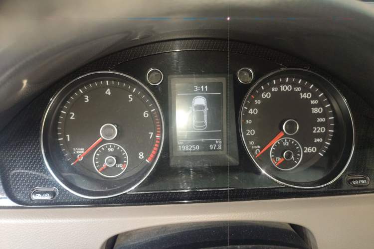 Used Volkswagen Magotan 2015 Facelift 1.8TSI Luxury Model
