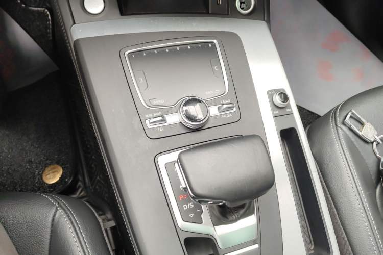 Used Audi Q5L 2020 Updated 40 TFSI Prestige Fashion Edition