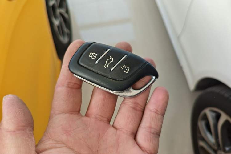 Used MG 5 2022 180 DVVT CVT Youth Luxury Edition
