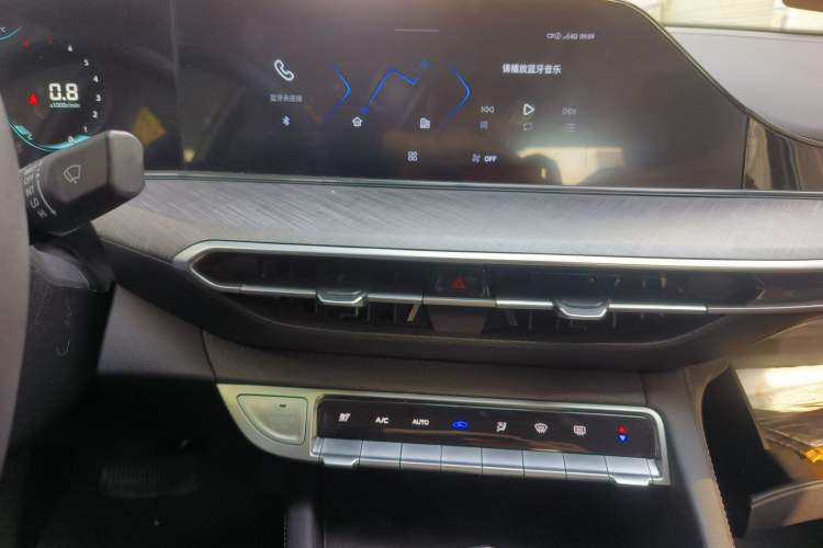 Used Changan Eado 2023 Changan Edition PLUS Blue Whale NE 1.4T GDI DCT Prestige Version