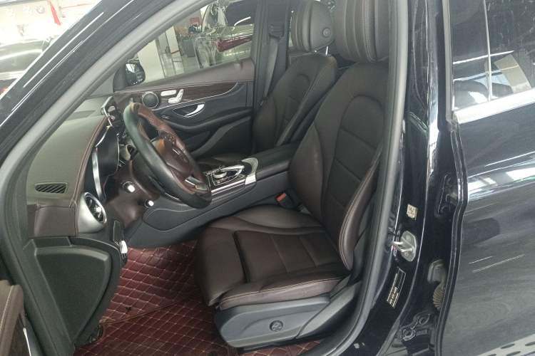 Used Mercedes-Benz GLC 2018 Facelifted GLC 260 4MATIC Dynamic Edition
