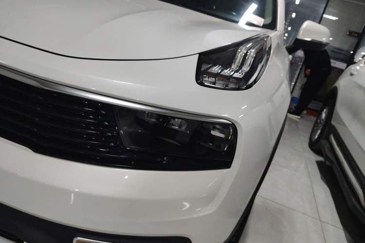 Used Lynk & Co 01 2019 2.0T Two-Wheel-Drive Version China VI Standard
