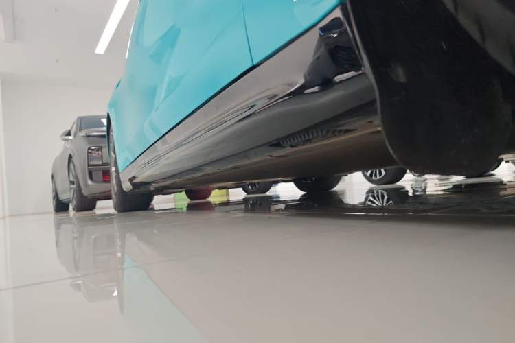 Used  SU7 2024 Rear-Drive Ultra-Long Range Advanced Pro-Level Intelligent Driving Version
