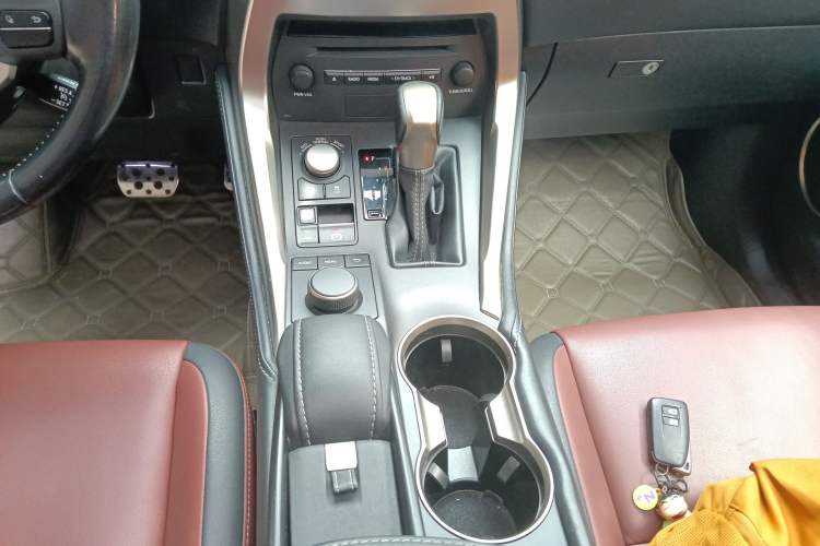 Used Lexus NX 2015 200T All-Wheel-Drive Fēngshàng Edition
