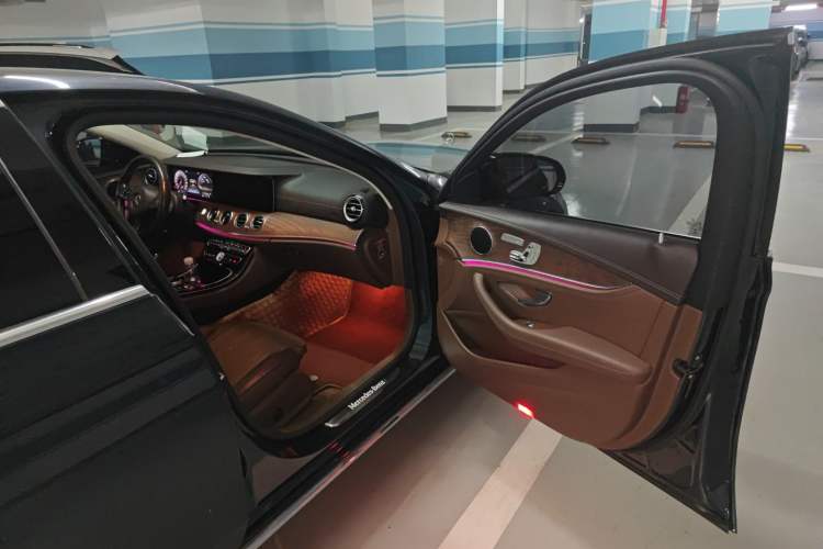 Used Mercedes-Benz E-Class 2016 E 300 L Luxury Model
