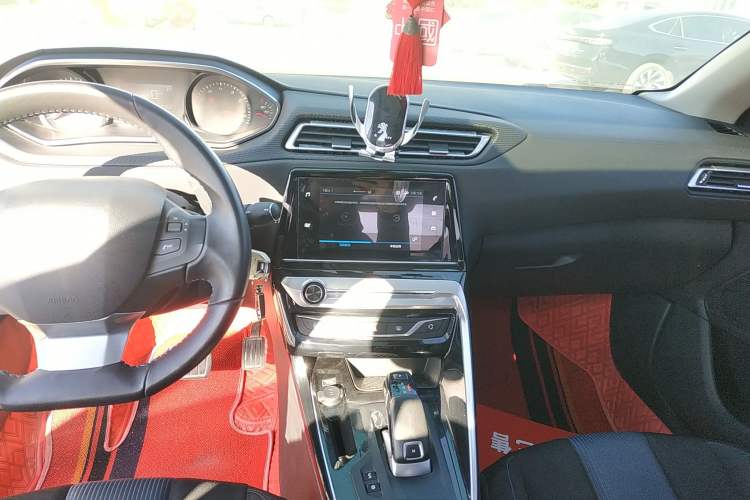 Used Peugeot 308 2019 230THP Automatic Luxury Edition China VI Standard