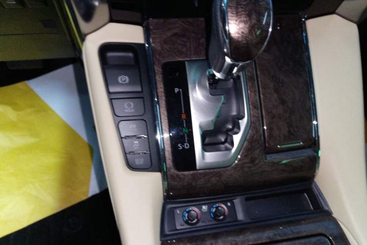 Used Toyota Alphard 2021 Dual-Engine 2.5L Prestige Edition
