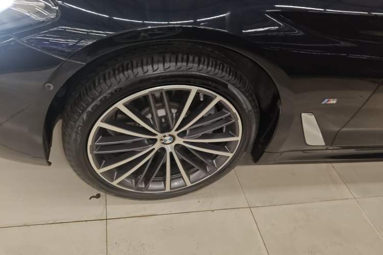 Used BMW 5 Series 2023 530Li Leading Model M Sport Package
