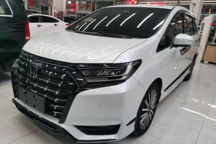 Used Honda Elysion 2024 2.0L eHEV Luxury Edition