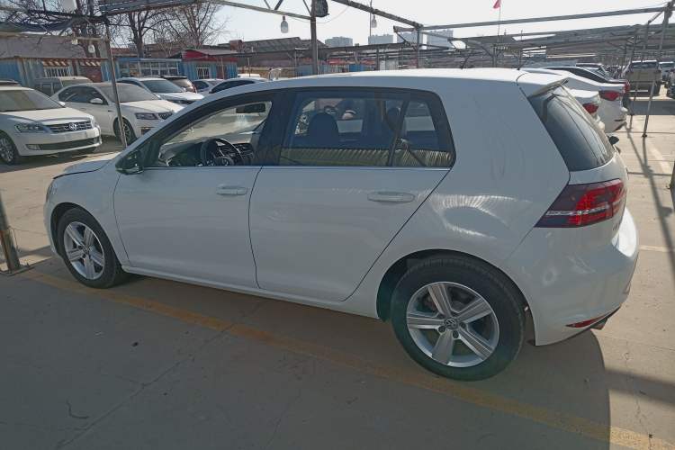 Used Volkswagen Golf 2017 230TSI Automatic Comfort Edition – Celebrating Milestone of One Million Units