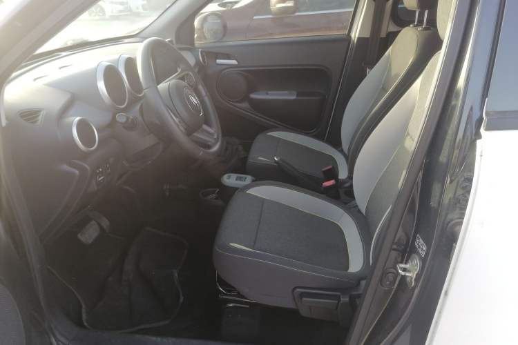 Used ORA Black Cat 2022 351 km Standard Version Ternary Lithium
