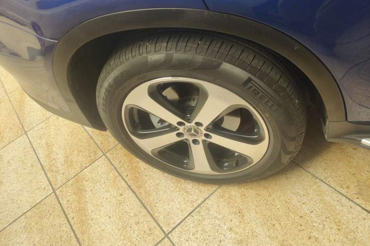 Used Mercedes-Benz GLC 2018 GLC 260 4MATIC Luxury Model