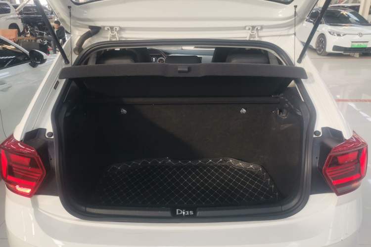 Used Volkswagen Polo 2019 Plus 1.5L Automatic Colorful Technology Edition
