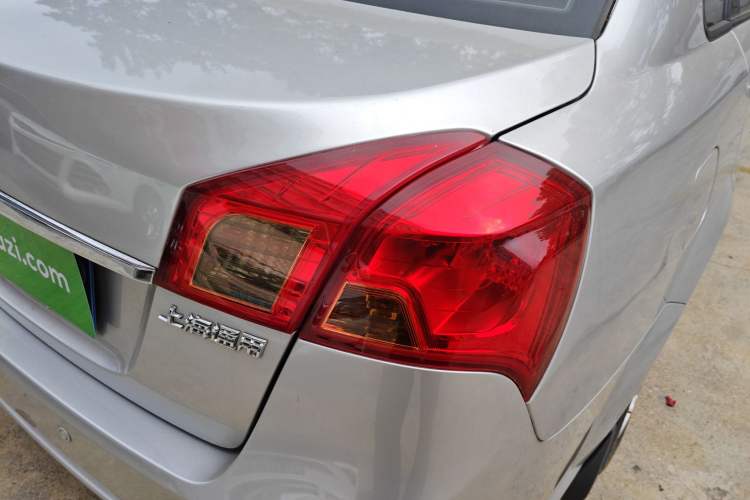 Used Buick Excelle 2013 1.5L Automatic Classic Model
