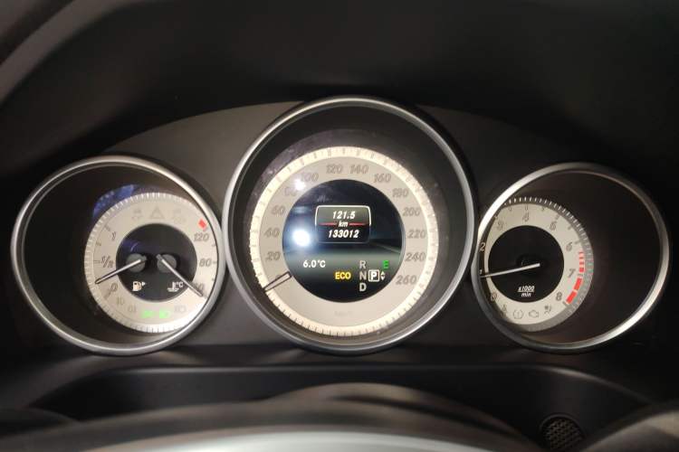 Used Mercedes-Benz E-Class 2015 Facelift E 200 L Sport Edition
