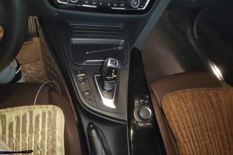 Used BMW 3 Series 2018 320Li Fashion Model
