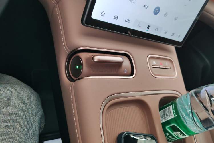 Used Nio EC6 2024 75 kWh