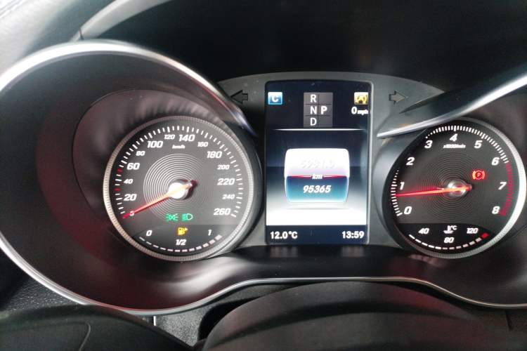 Used Mercedes-Benz C-Class 2017 Facelift C 200 L Sport Edition