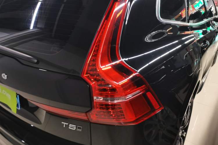 Used Volvo XC60 2021 T5 4x4 Smart Luxury Edition
