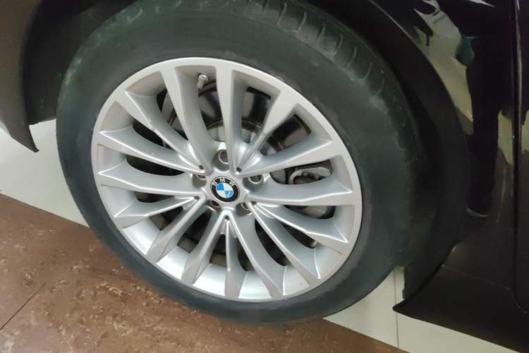 Used BMW 5 Series 2021 525Li Luxury Package
