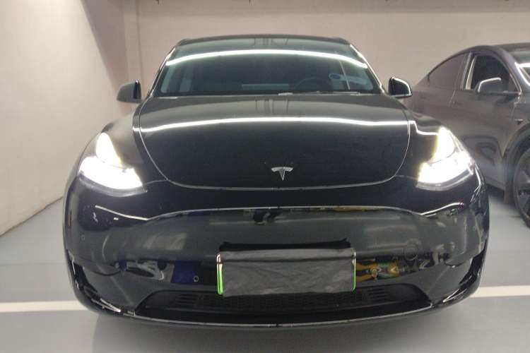 Used Tesla Model Y 2023 Rear-Wheel-Drive Version
