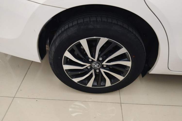 Used Toyota Corolla Hybrid E+ 2019 1.8L E-CVT Leading Edition
